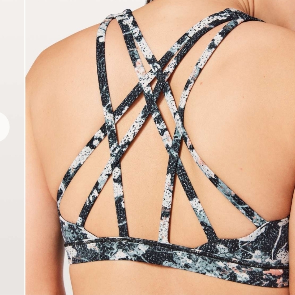 Lululemon Free To Be Serene Sports Bra Size 4 Floral Print